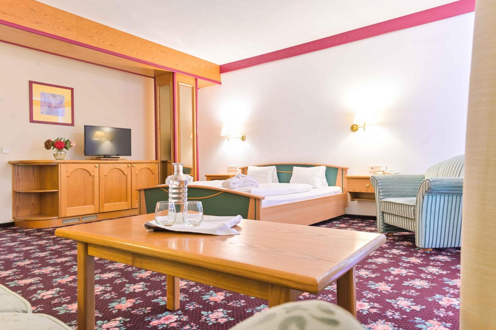 Ferienhotel Alber Mallnitz Exterior photo
