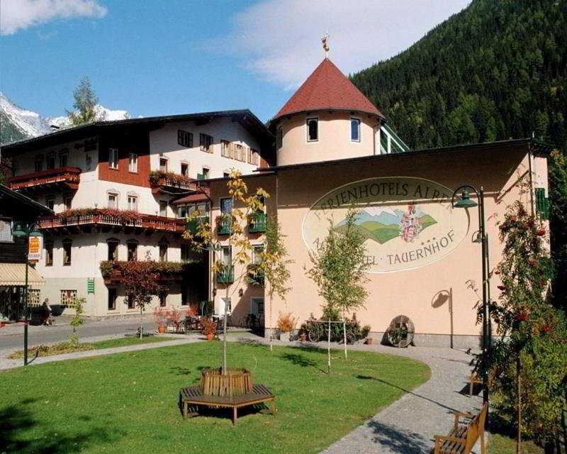 Ferienhotel Alber Mallnitz Exterior photo